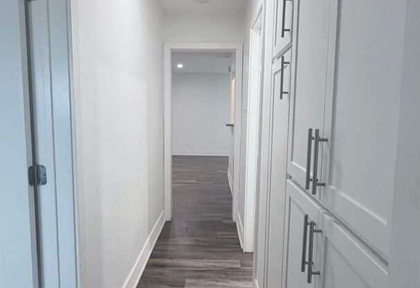 2 beds, 2 baths, 1,050 sqft, $2,995, Unit 20