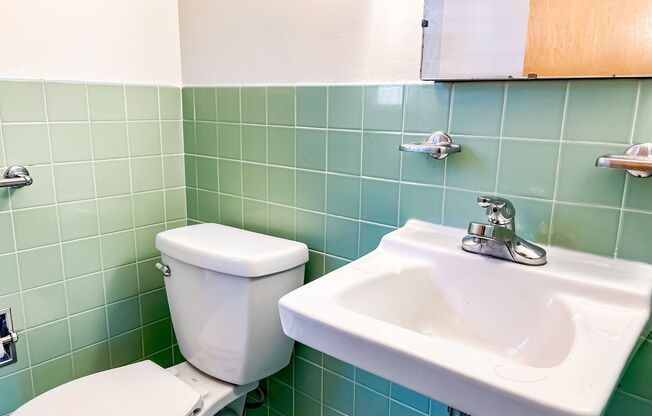1 bed, 1 bath, 550 sqft, $975, Unit 207