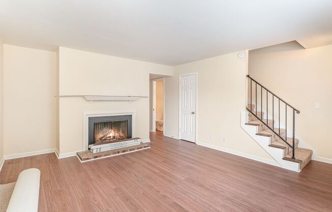 Desirable Brentwood Trace 2 Bedroom Townhouse Available!