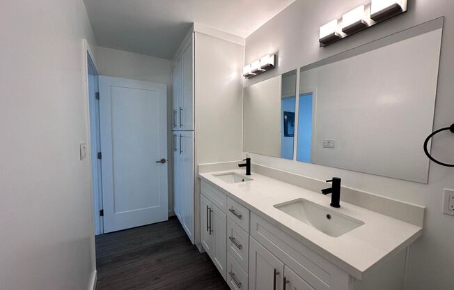 1 bed, 1 bath, $2,145, Unit 8