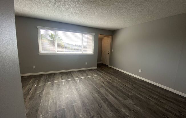 2 beds, 1 bath, $2,495, Unit 1812 N Alvarado St #6