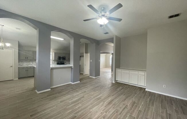 7709 Amsterdam Ln Arlington TX 76002
