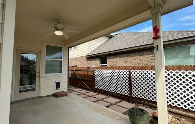 3 beds, 2 baths, $1,995