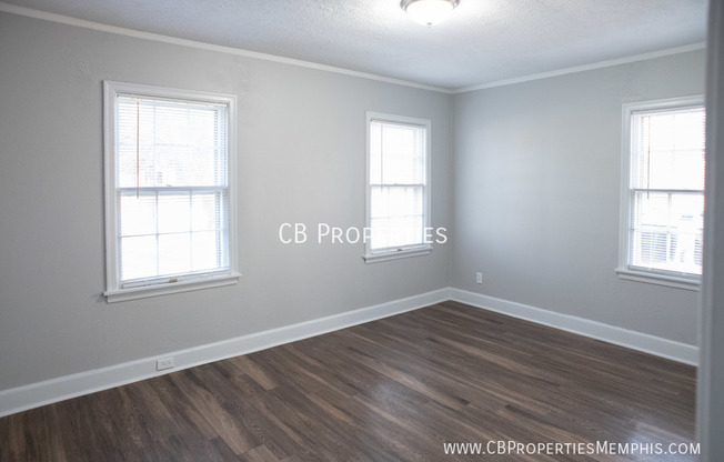 2 beds, 1 bath, 1,266 sqft, $995