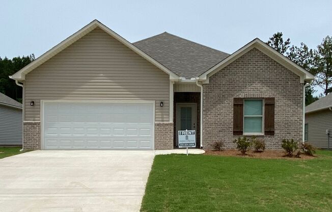 Home for Rent in Odenville, AL! View with 48 Hours Notice!