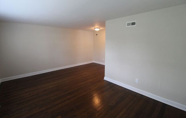 Fully Renovated 1 Bedroom 1 Bath in North Kansas City