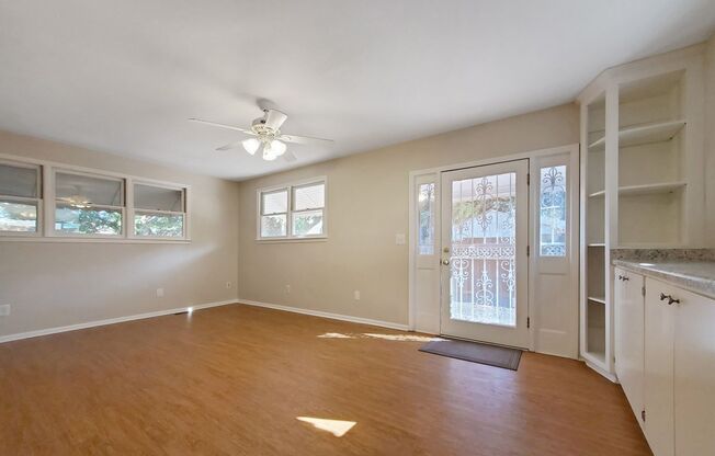 5 Bedroom 3.5 Bath Brick home in Downtown Greenville !!!!