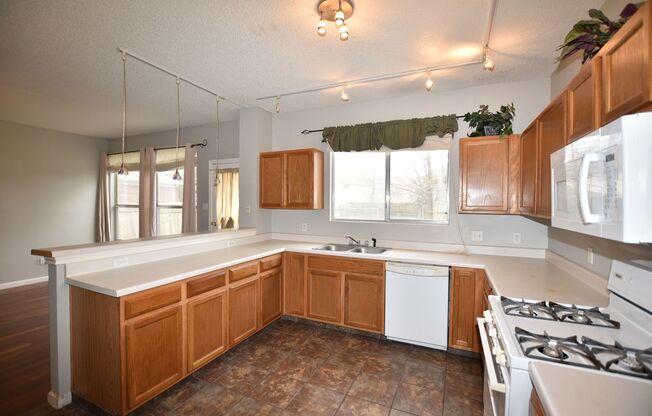 Cul-de-Sac Comfort + Backyard Bonus in Pflugerville!