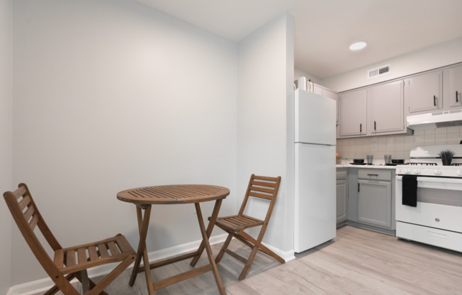 1 bed, 1 bath, 482 sqft, $875, Unit 3512-3