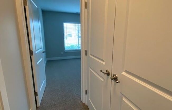 2 beds, 2 baths, 1,163 sqft, $2,068, Unit 2201-101