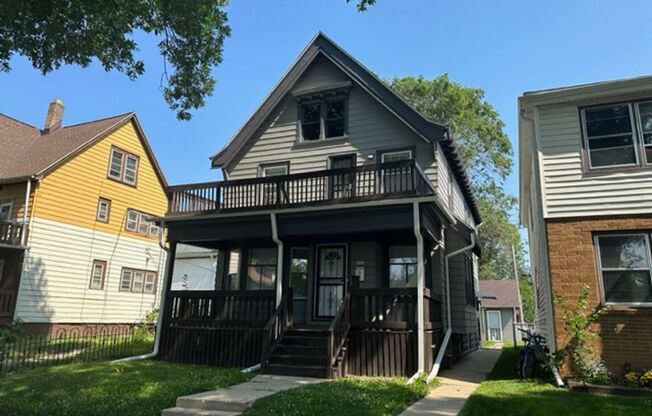 1920-20A W MELVINA ST