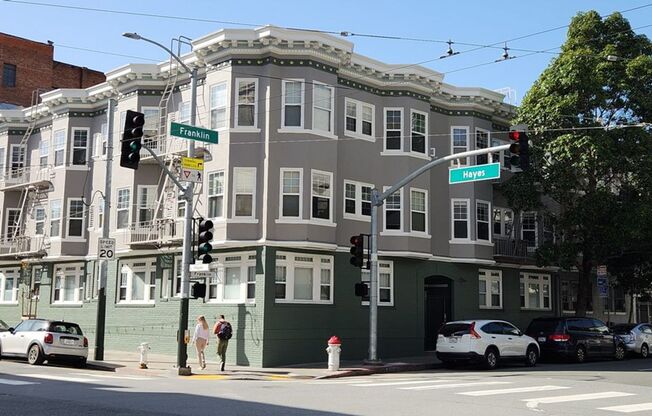 305 Franklin Street