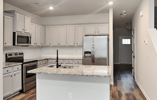 2891 BAYROSE CIR