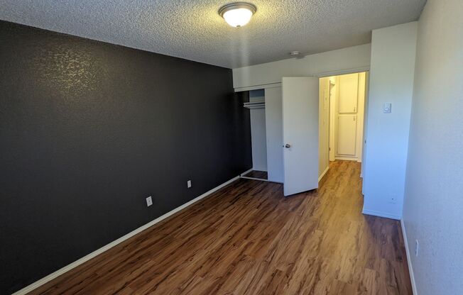 1 bed, 1 bath, 700 sqft, $1,295, Unit #26