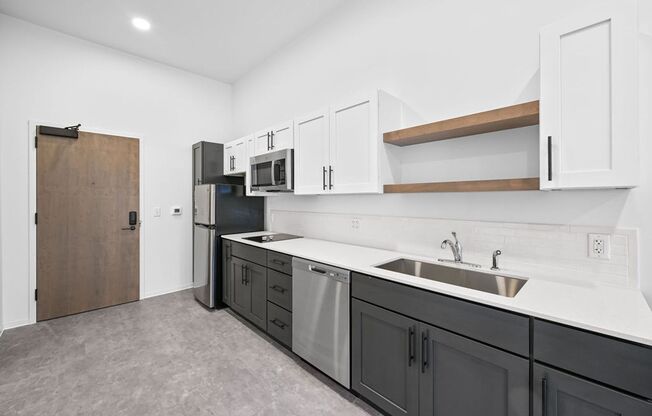 1 bed, 1 bath, 520 sqft, $1,300, Unit 3208