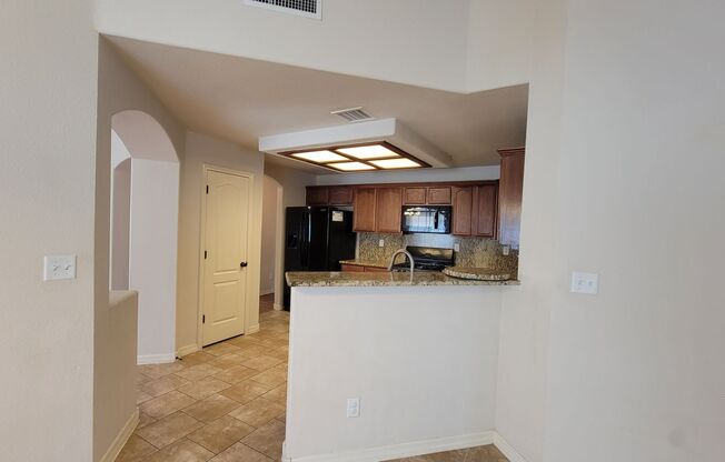 3 beds, 2 baths, $2,150