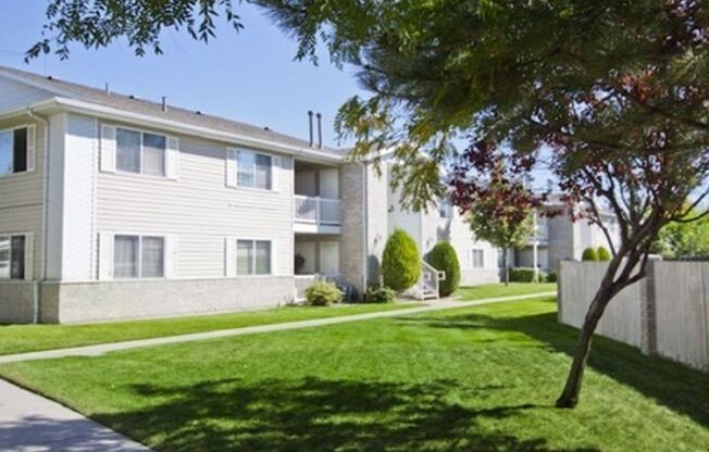 3 beds, 2 baths, 1,350 sqft, $1,650, Unit 4062 22