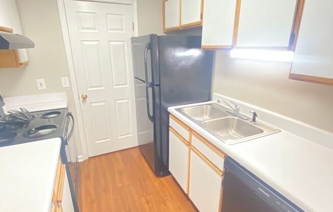 2 beds, 2 baths, 1,055 sqft, $1,200, Unit 5310