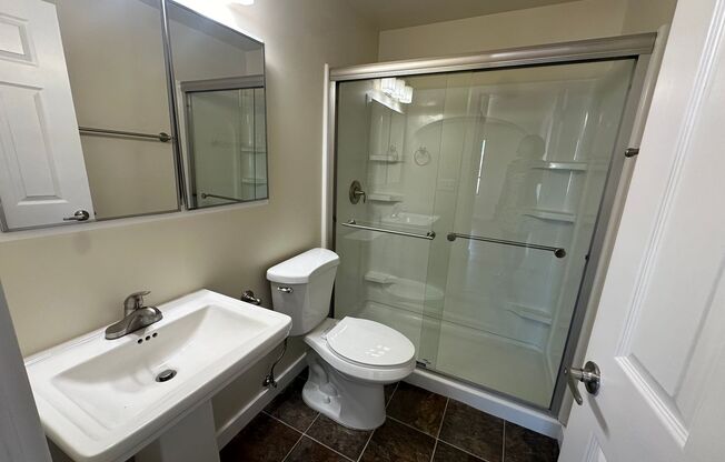1 bed, 1 bath, 456 sqft, $1,695, Unit 402