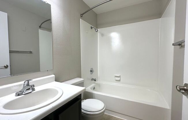 2 beds, 1 bath, 803 sqft, $1,445, Unit 149