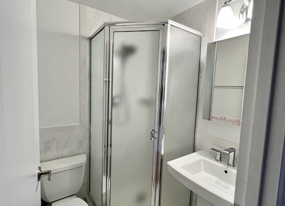 2 beds, 2 baths, 963 sqft, $3,950, Unit 1002