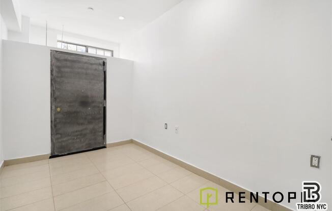 753 LEXINGTON AVE