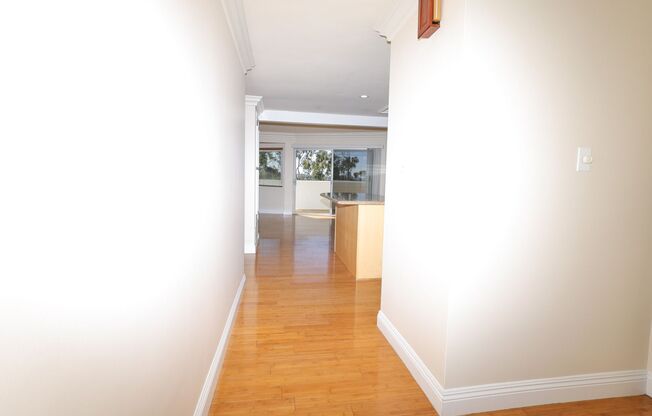 2 beds, 1.5 baths, 994 sqft, $3,995, Unit 17