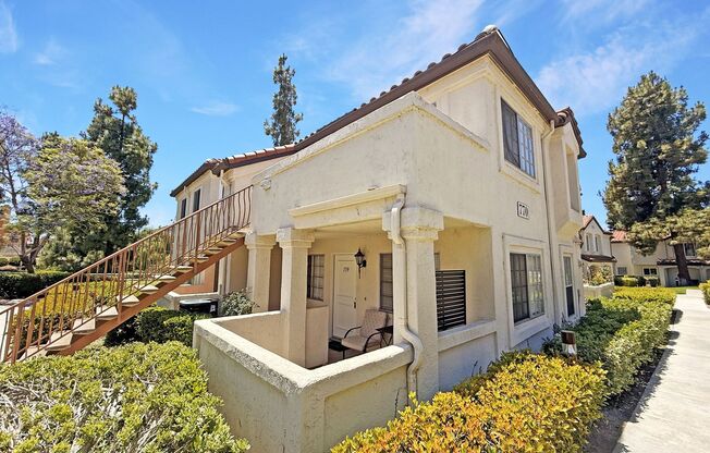 Spacious Studio Unit in Eastlake w/ AC!