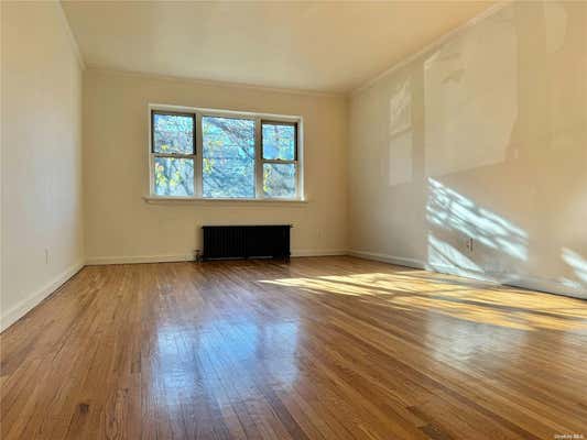 2 beds, 1 bath, 950 sqft, $2,500, Unit 1F