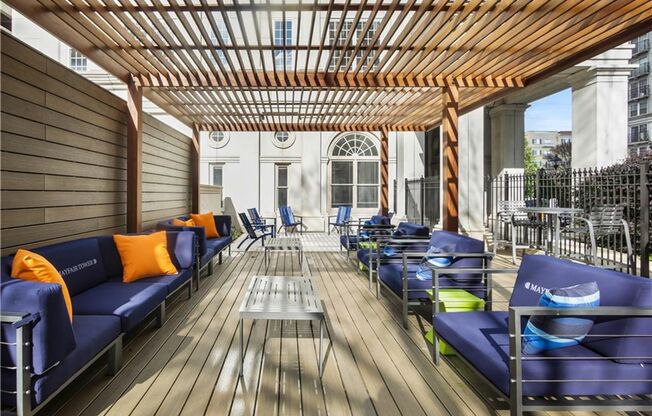 1 bed, 1 bath, $1,695, Unit 199 14th St NE Unit 201