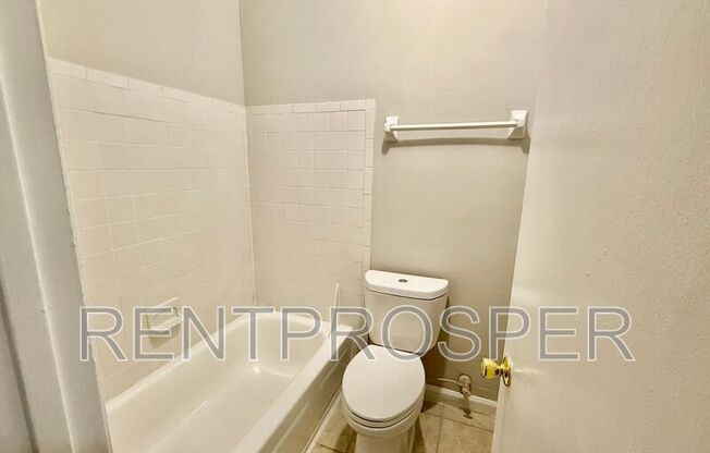 4267 S SEMORAN BOULEVARD