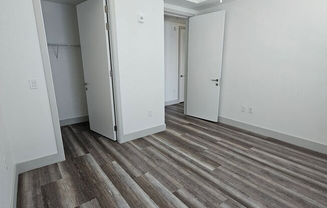 3 beds, 2 baths, 1,363 sqft, $3,045, Unit 441-4206