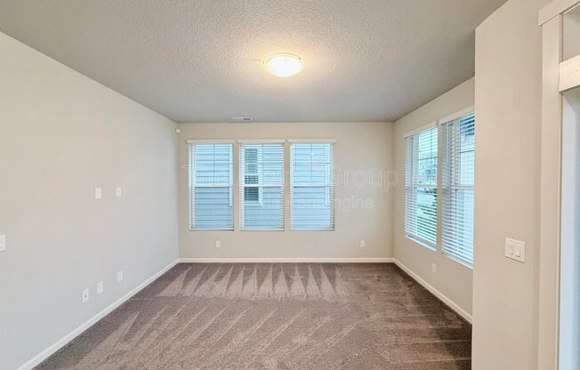 8153 SE CRABAPPLE ST