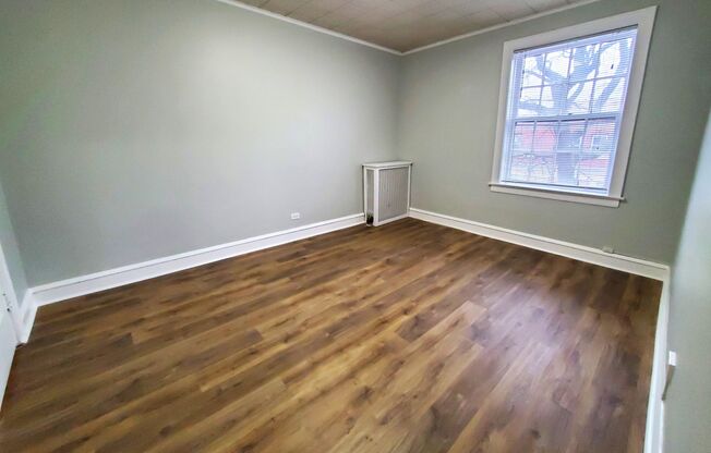 695 VERNON AVE