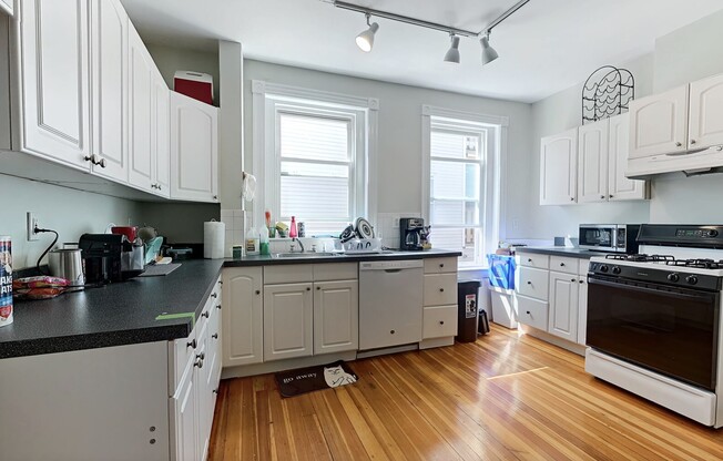 108 CENTRAL ST