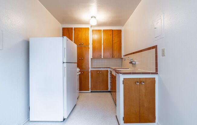 Studio, 1 bath, 545 sqft, $1,325, Unit 206