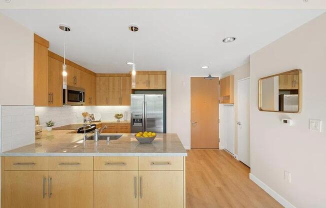 38 N Almaden Blvd