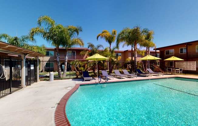 Swimming Pool and Spa at Huntington Cove Apartment Homes in Huntington Beach, California.