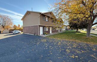 1413 W 1650 N