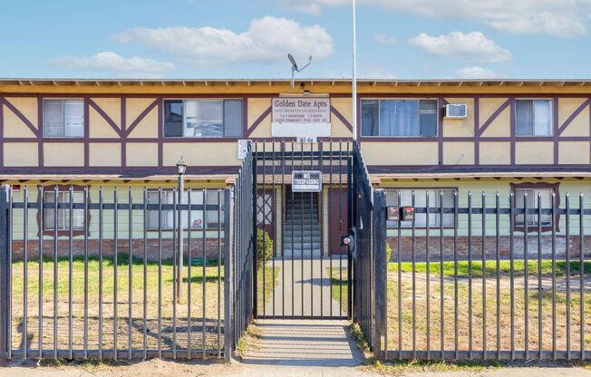 Golden Date Apartments