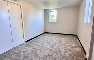 1 bed, 1 bath, $725, Unit 959 4th St SW