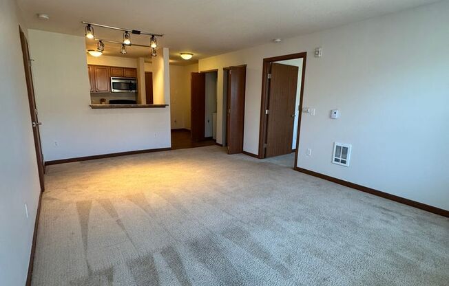 2 beds, 2 baths, 966 sqft, $2,291, Unit C401