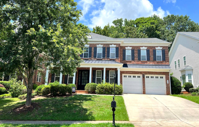 8022 LANSFORD RD