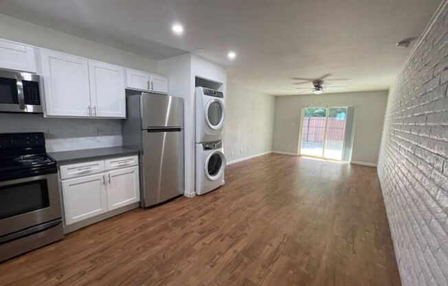 2 beds, 1 bath, 780 sqft, $1,650