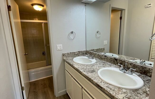 Cozy 1 BD/1 BA Condo in Central Boulder