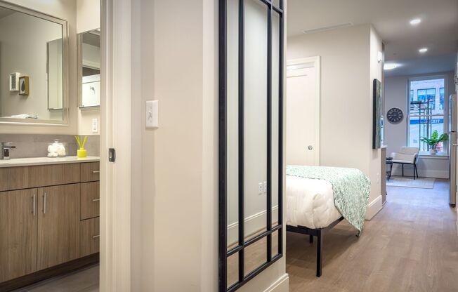 1 bed, 1 bath, $2,850, Unit 109