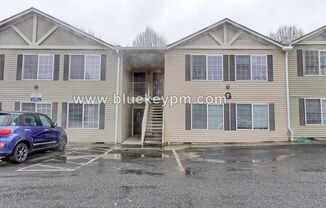$1845 a Month for Main Floor 3 Bed, 2 Bath Condo Near Van Mall Drive/Andresen
