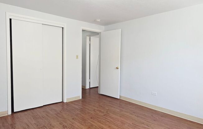 Spacious 3 bed/1 bath basement unit available now!