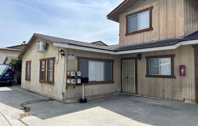 B- 6-Unit 9532-9536 1/2 Cedar Street.