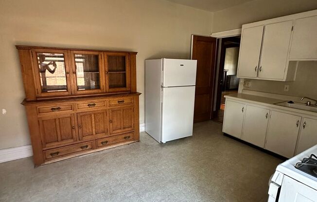 1 bed, 1 bath, $1,500, Unit C